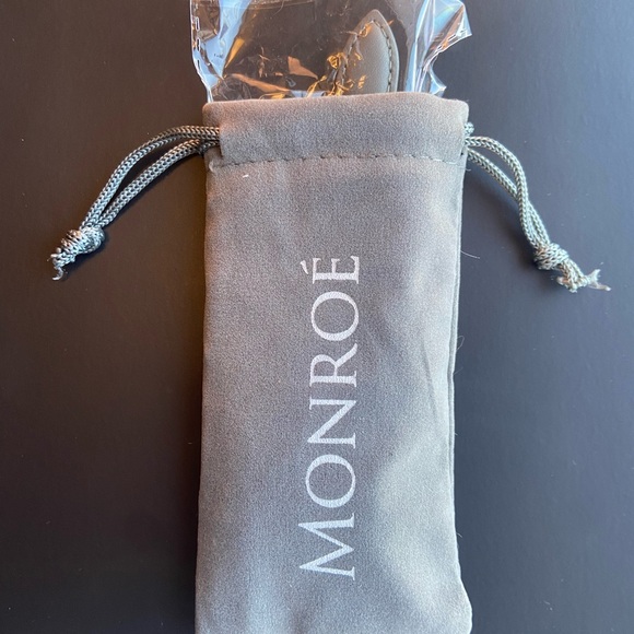 MONROÉ watch - Picture 8 of 9